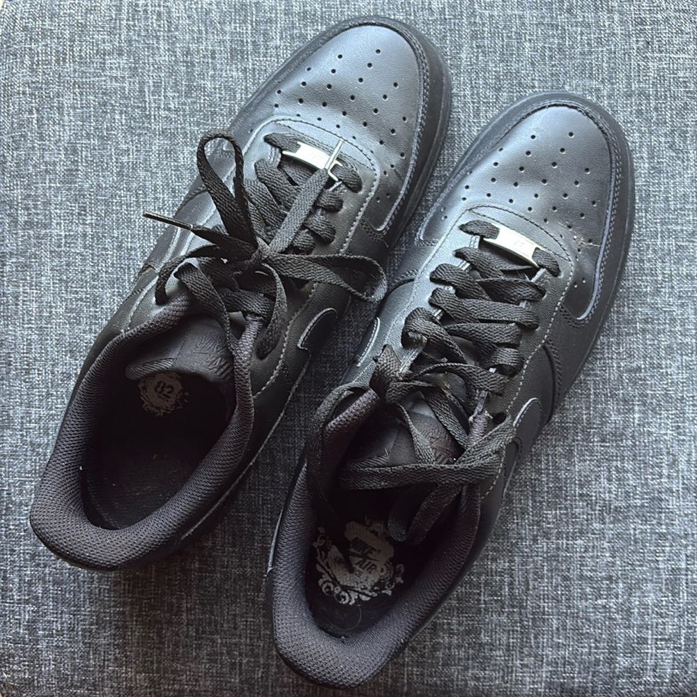 Nike Black Air Force 1 Sneakers Men’s 10.5